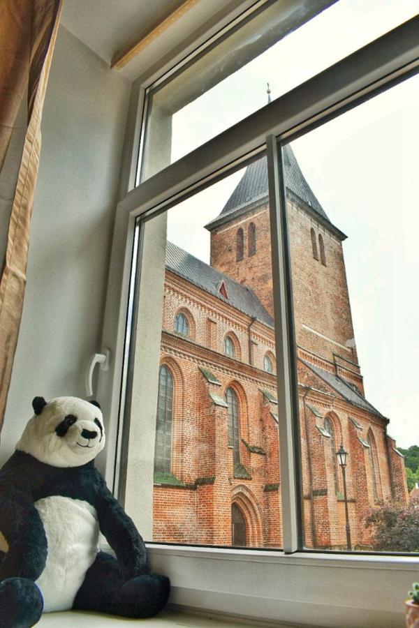 Panda House - Luxury In Old Town Apartamento Tartu Exterior foto