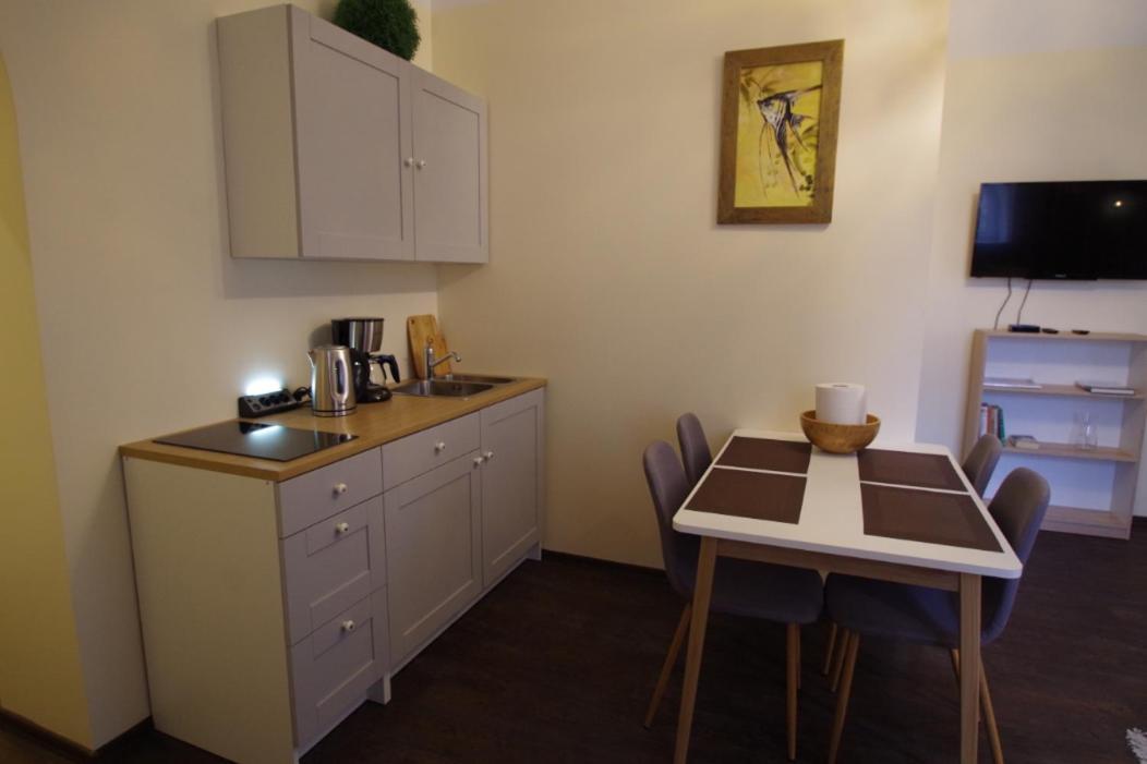 Panda House - Luxury In Old Town Apartamento Tartu Exterior foto